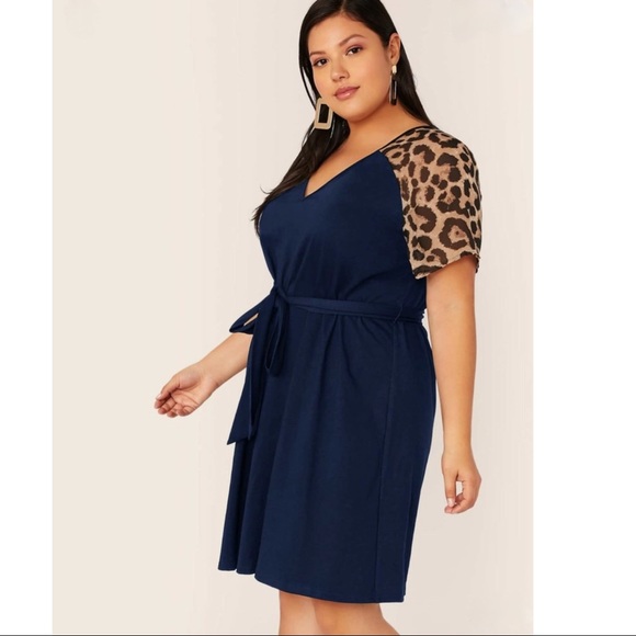 NEW PLUS Navy V Neck Midi Dress w Leopard Sleeves - Picture 3 of 7